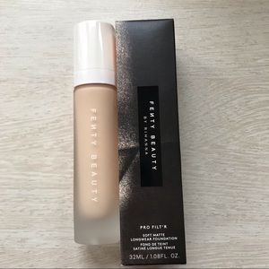 FENTY BEAUTY Pro Filt’r Soft Matte Foundation
